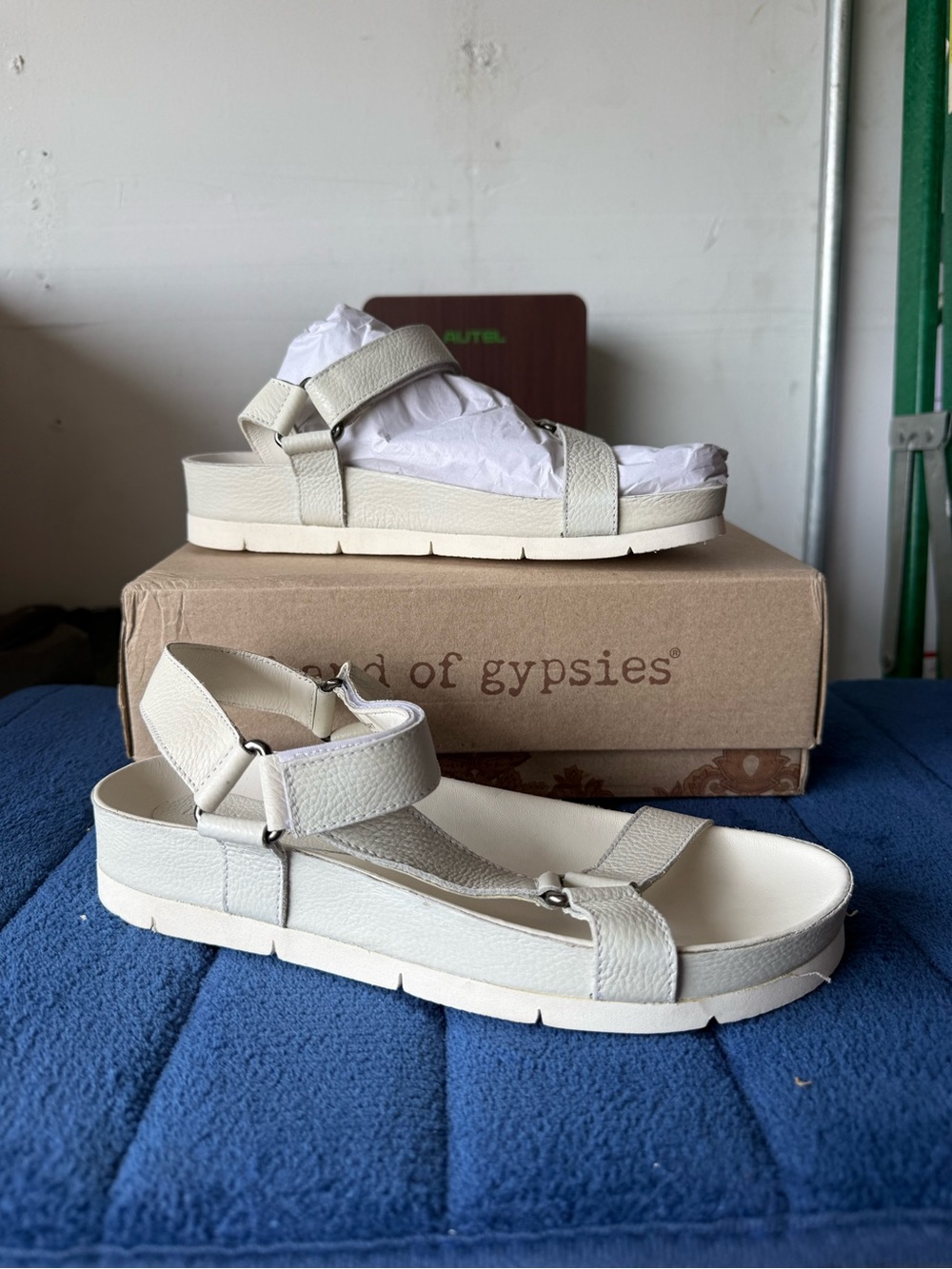 Band of Gypsies Cream Leather Platform Sandals